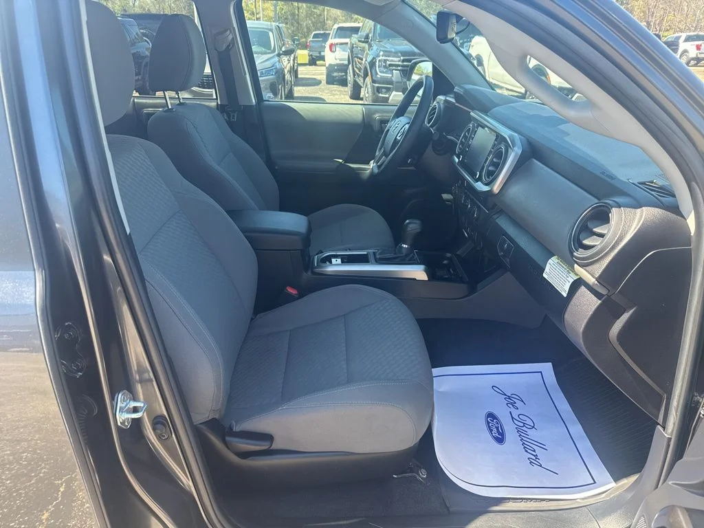 2023 Toyota Tacoma SR5 - Photo 6