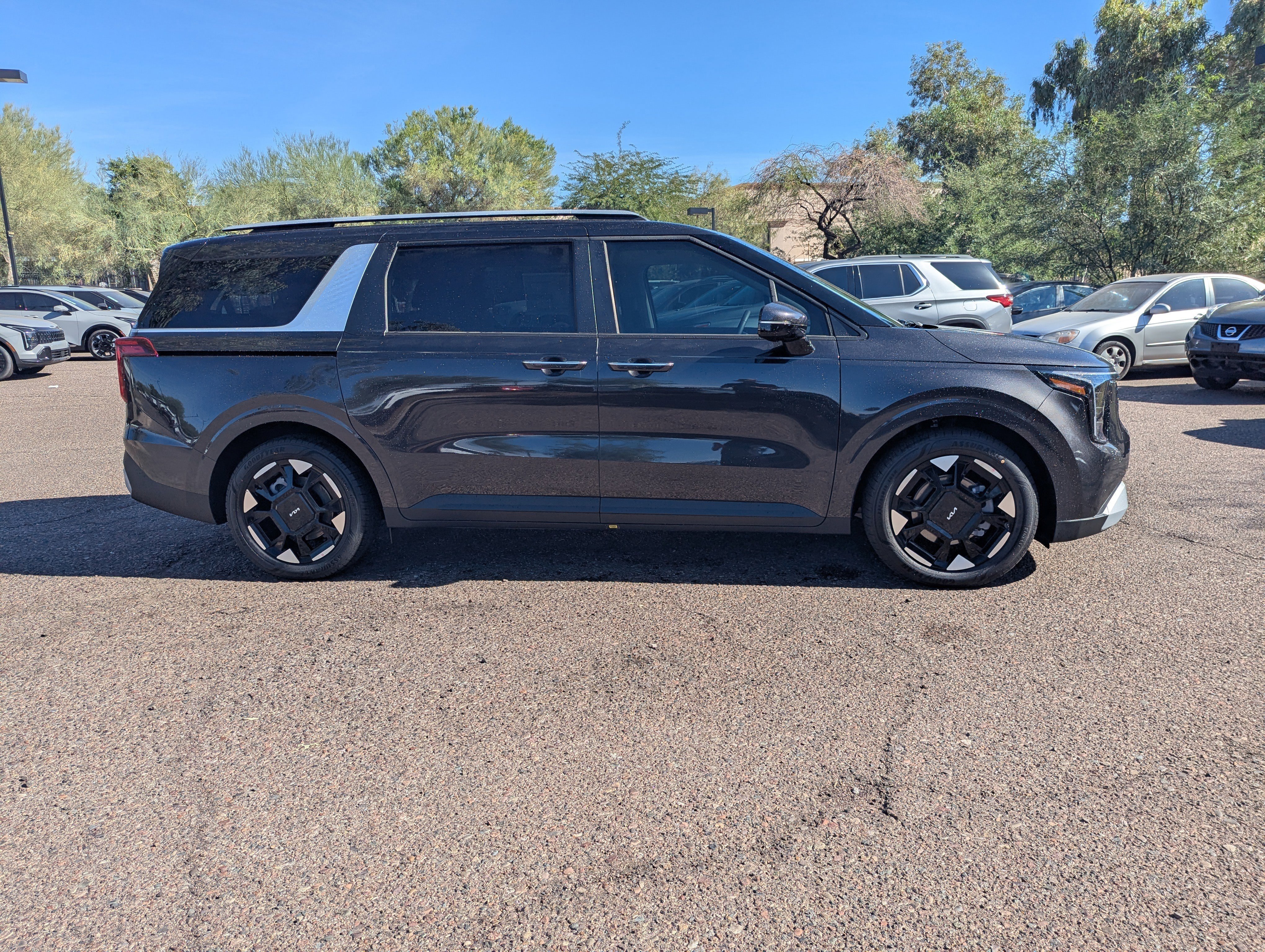 New 2026 Panthera Metal Kia EX image 2