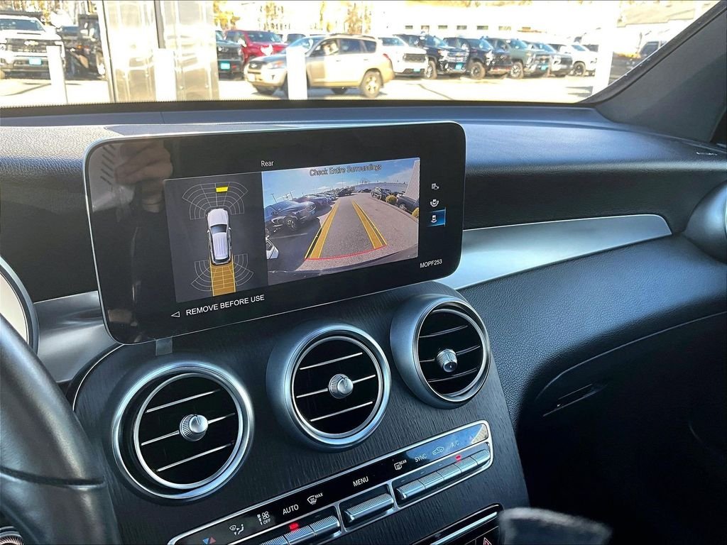 Used 2022 Black Mercedes-Benz GLC 300 image 19