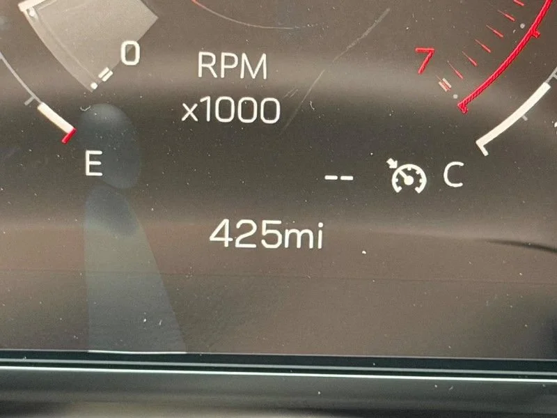 2026 GMC Yukon Denali - Photo 24