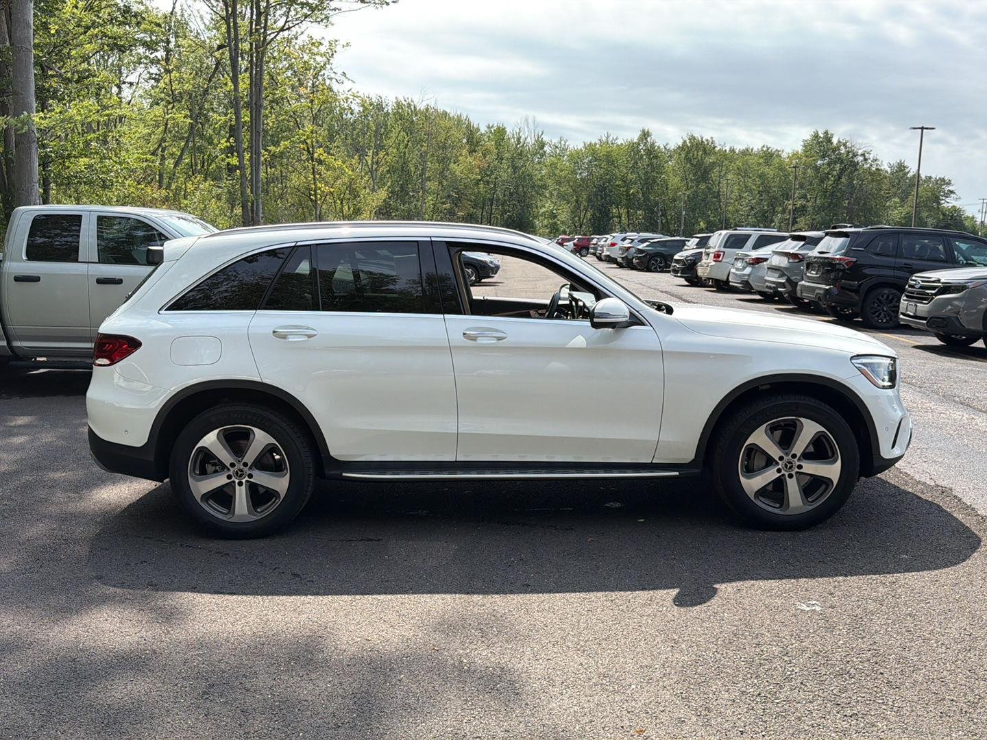 Used 2021 Polar White Mercedes-Benz GLC 300 image 7