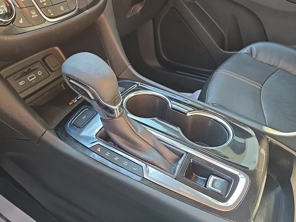 Used 2023 White Chevrolet Premier image 57