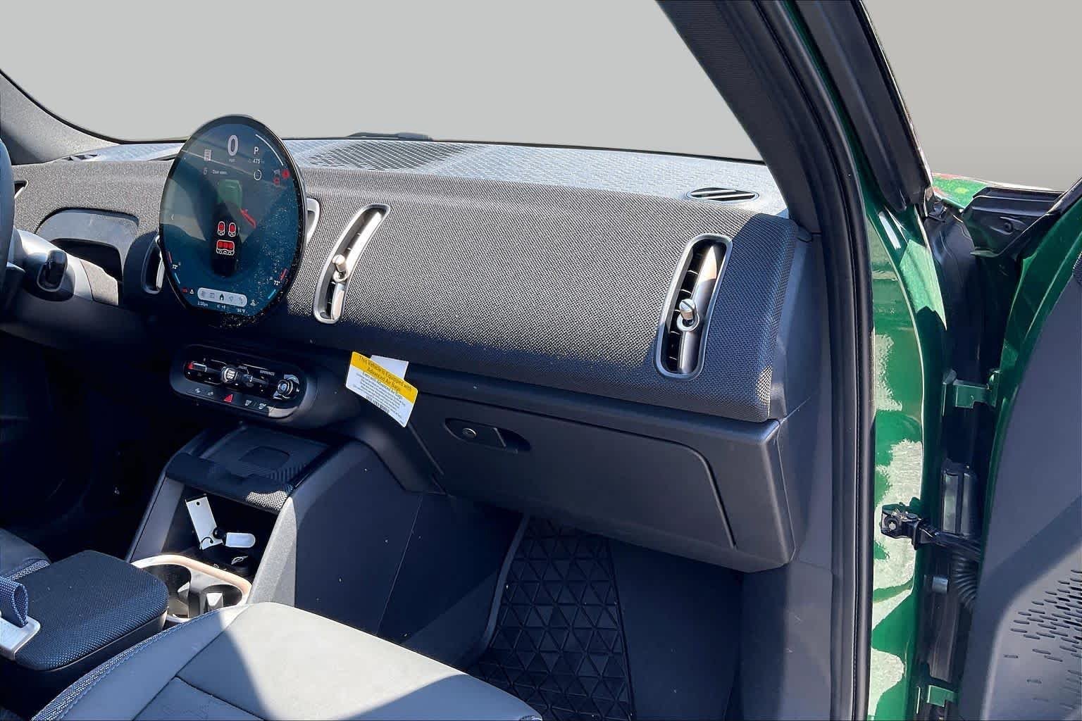 2025 MINI Countryman S - Photo 18