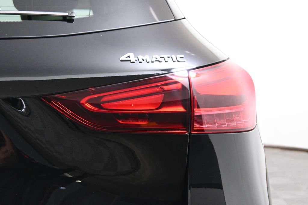 New 2026 Night Black Mercedes-Benz GLA 250 image 13