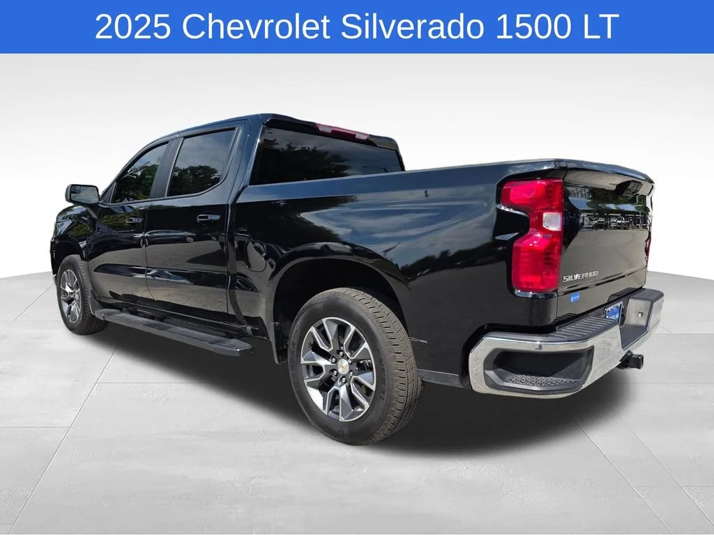Used 2025 Black Chevrolet LT image 6