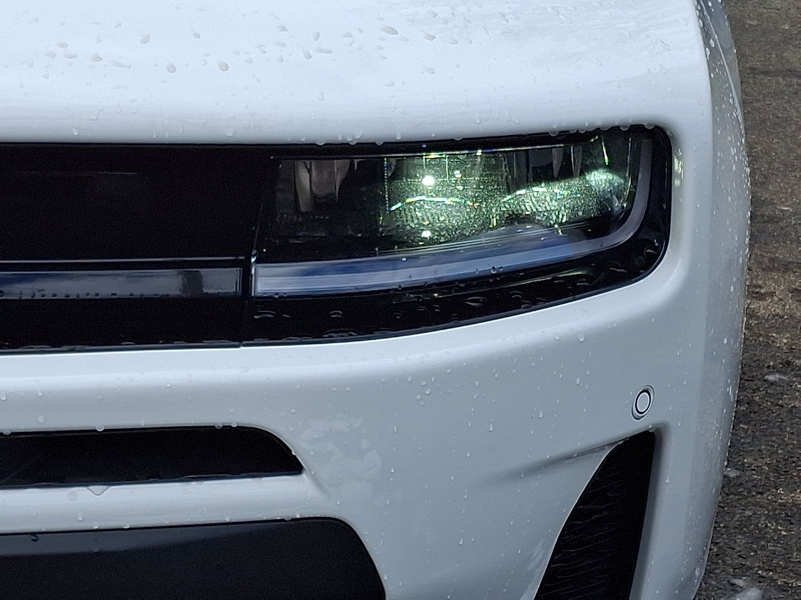 New 2026 White Knuckle Exterior Paint Dodge Scat Pack 2-Door AWD image 9