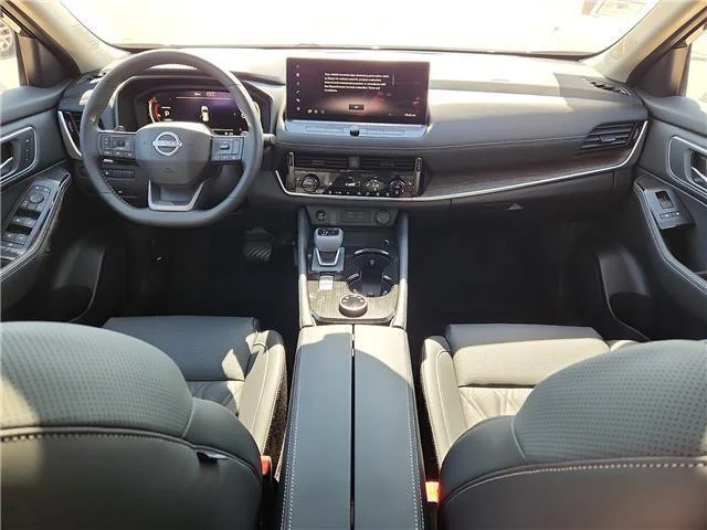 New 2026 KH3 Super Blac Nissan Platinum All-Wheel Drive 2026.5 image 7