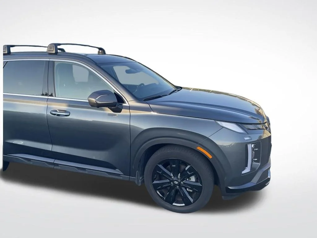 Used 2025 Gray Hyundai XRT image 3