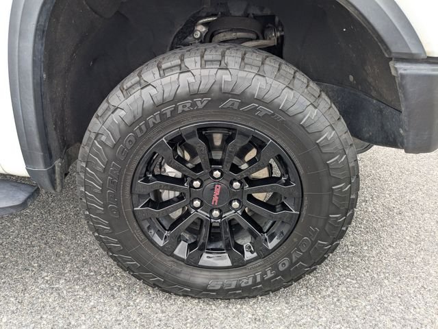 2023 GMC Sierra 1500 AT4X - Photo 11