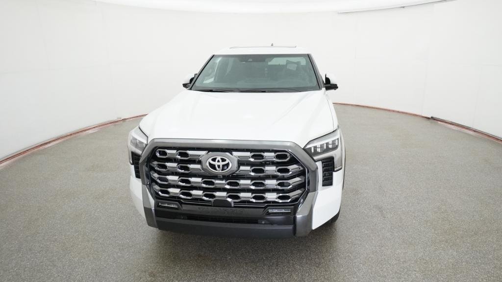 New 2026 Wind Chill Pearl Toyota Platinum image 15