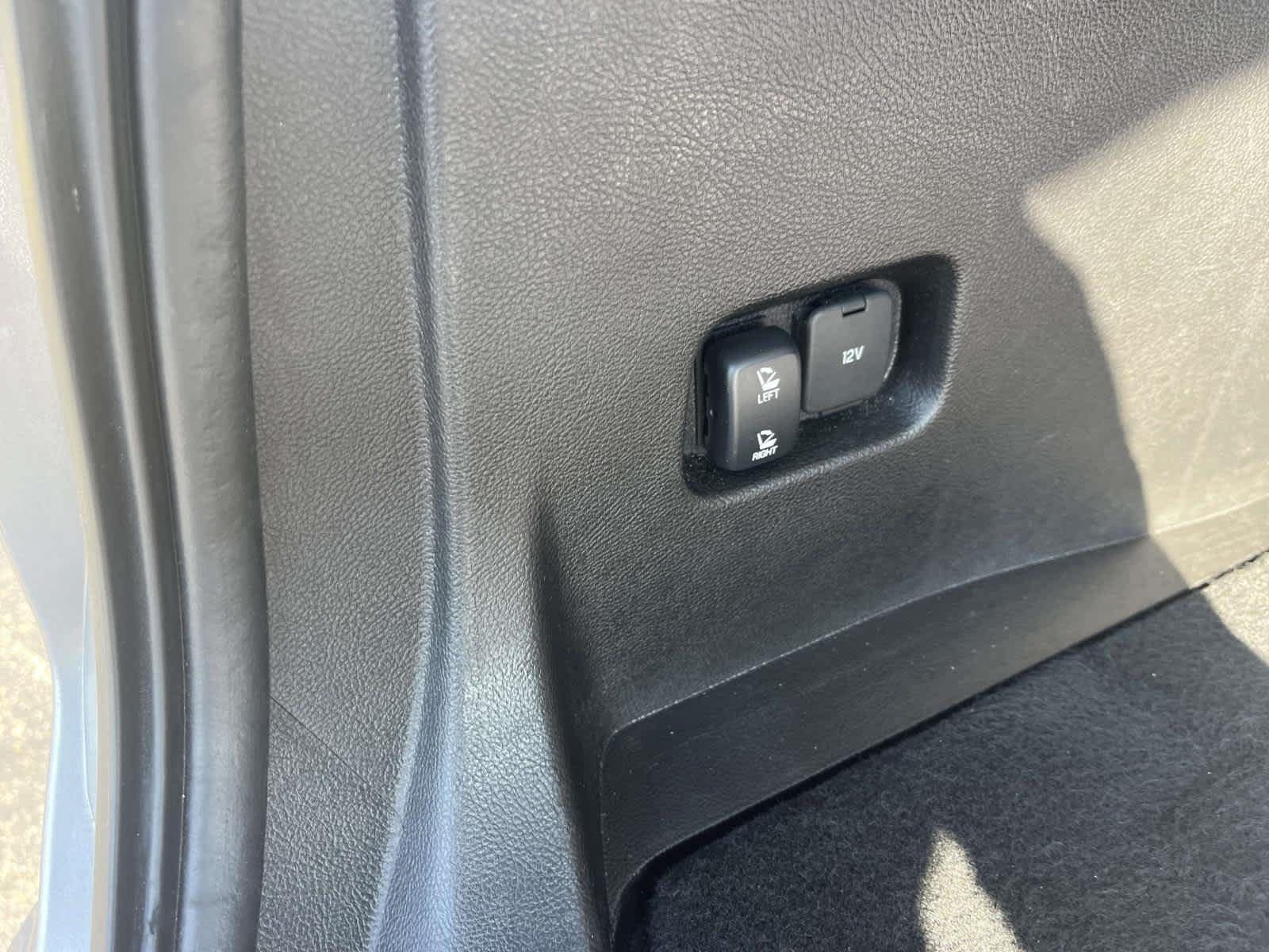 Used 2024 Sil/silver Ford SEL image 24