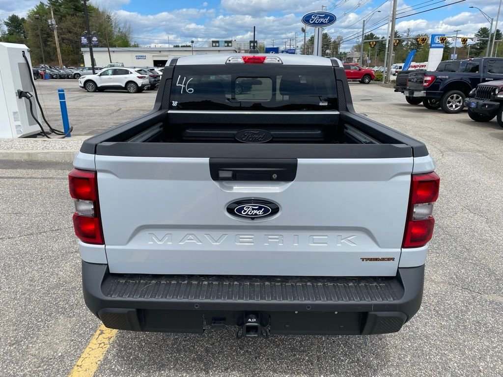 New 2026 Space White Metallic Ford Tremor® image 5