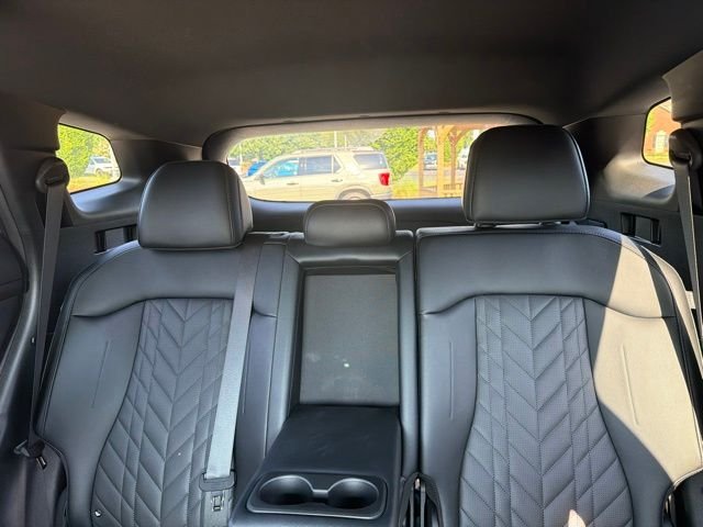 Used 2025 Wolf Gray Kia X-Line image 14