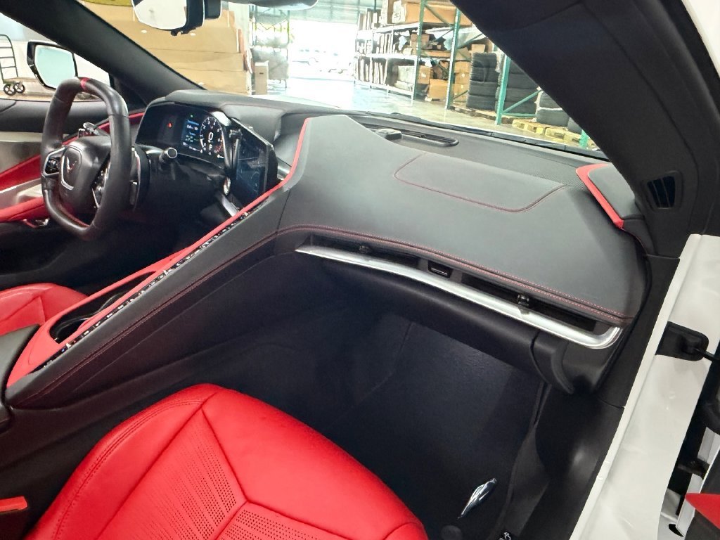 Used 2024 White Chevrolet Stingray image 12