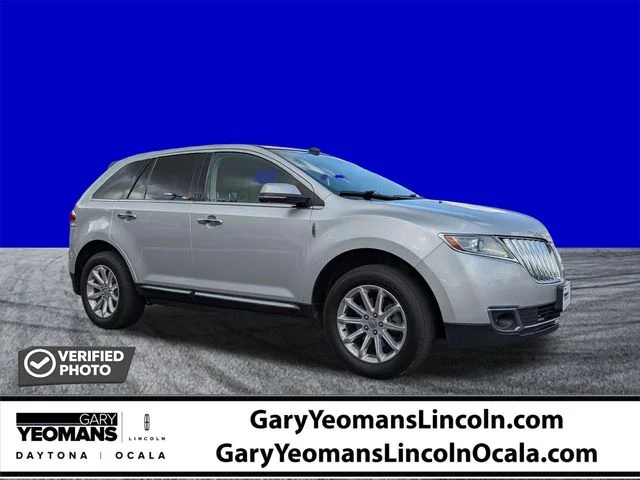Used 2014 Gray Lincoln Base image 1