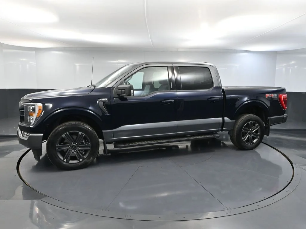 Used 2023 Blue Ford XLT image 12