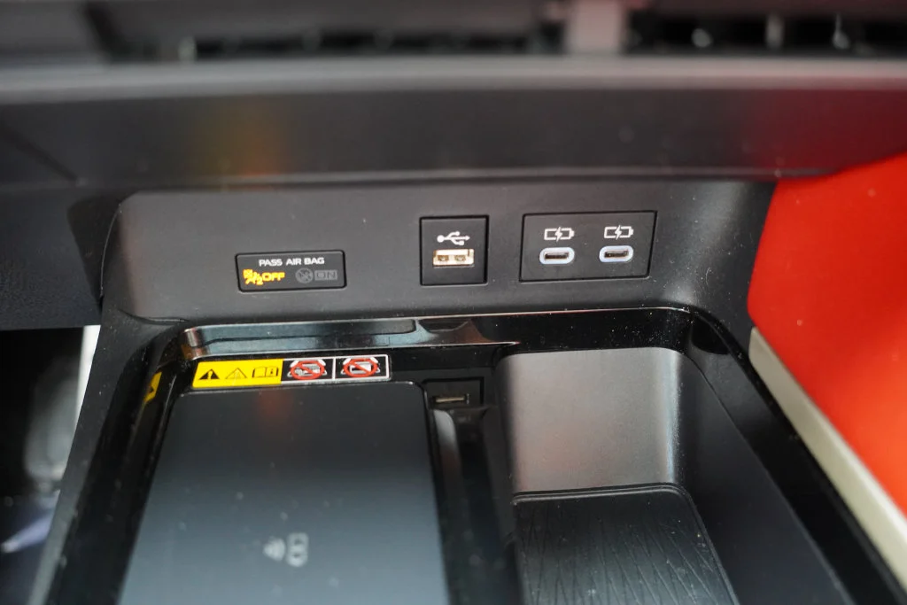 Used 2025 Pearl Toyota XSE image 28