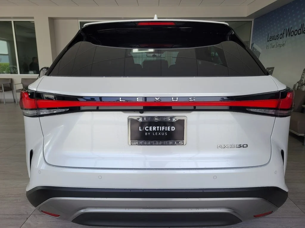 Certified Used 2023 EMINENT WHITE PEARL Lexus 350 Premium image 5