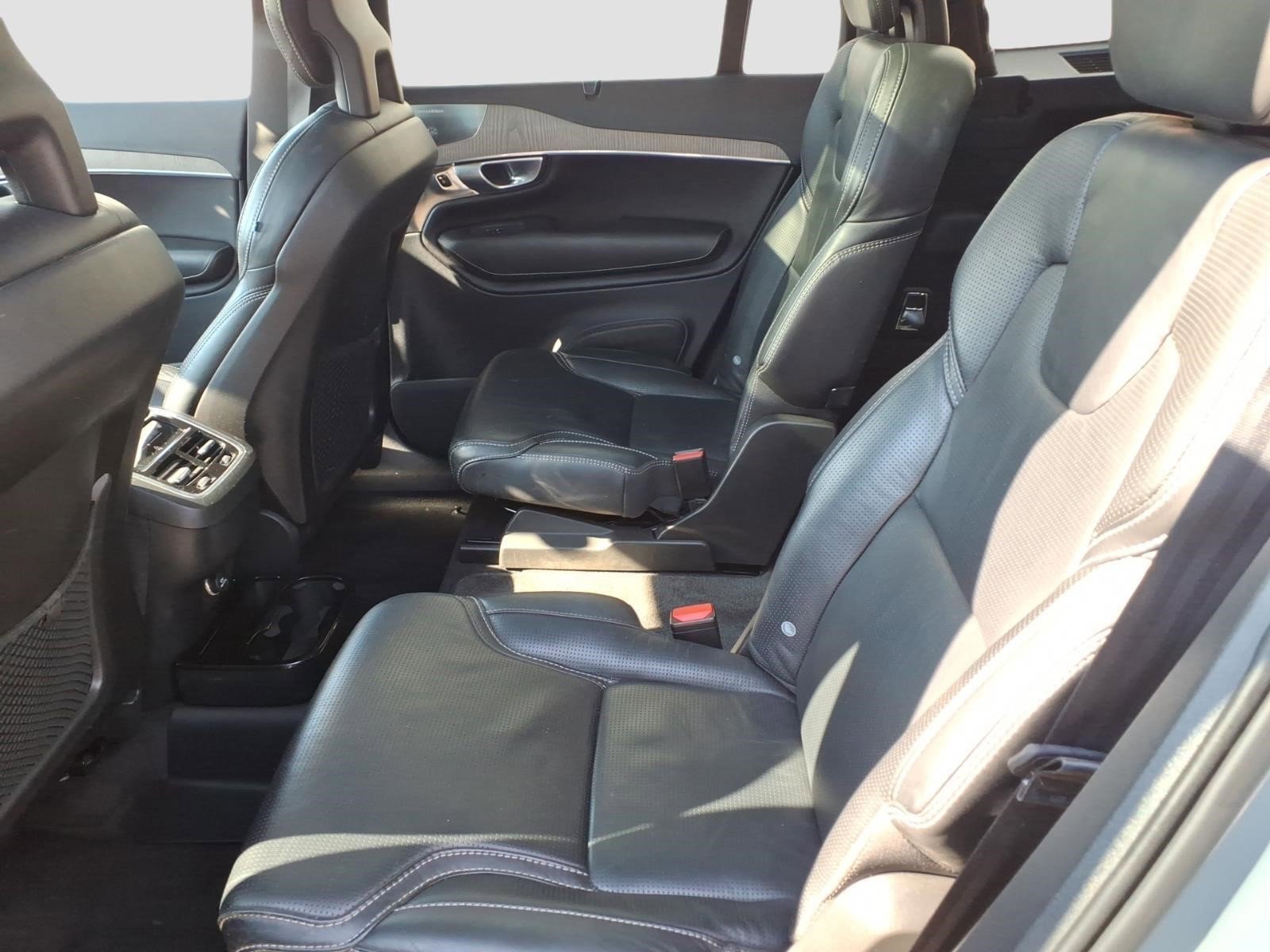 Used 2020 Blue Volvo T6 Inscription image 13