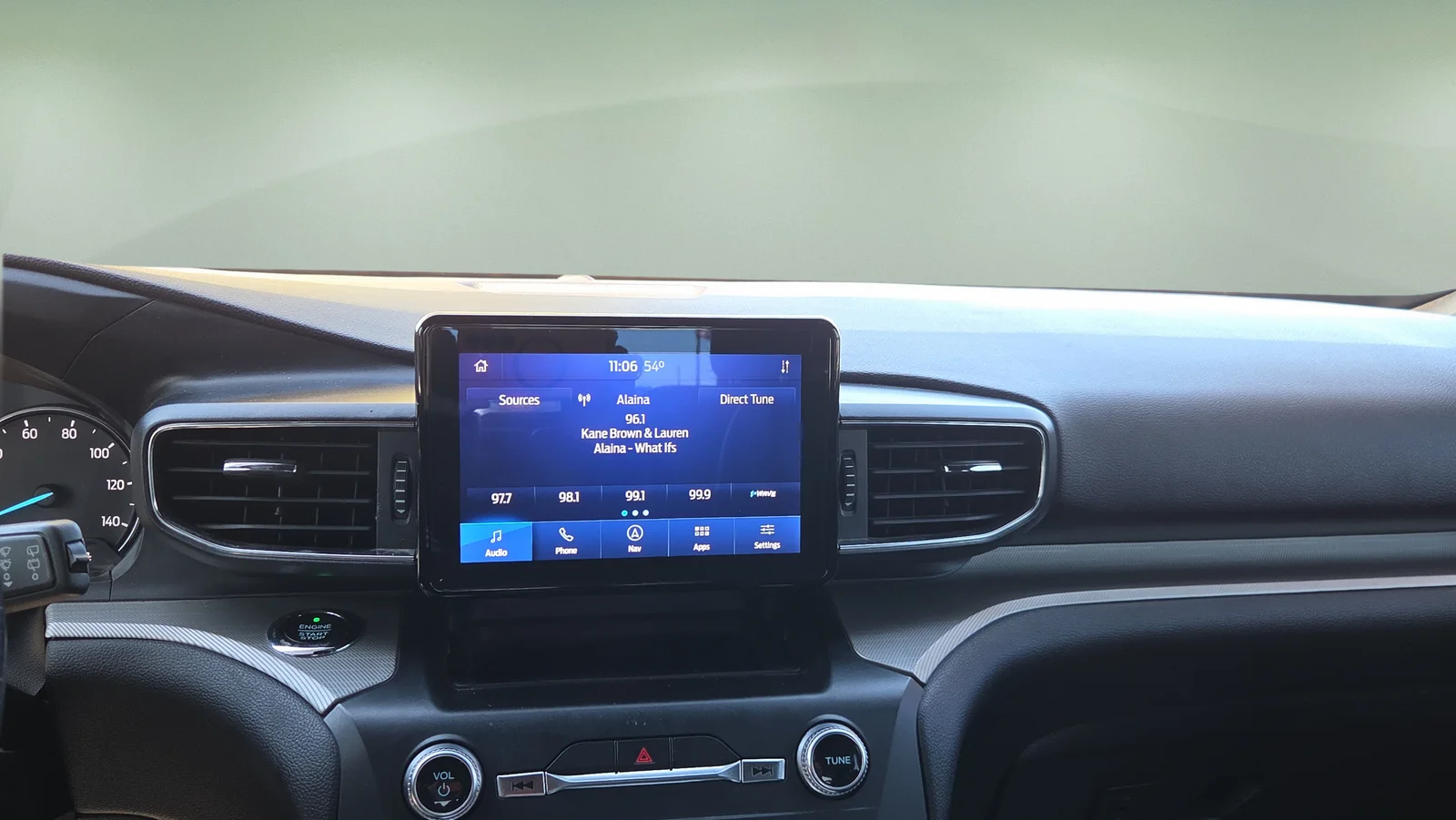 Used 2020 Gray Ford XLT image 10