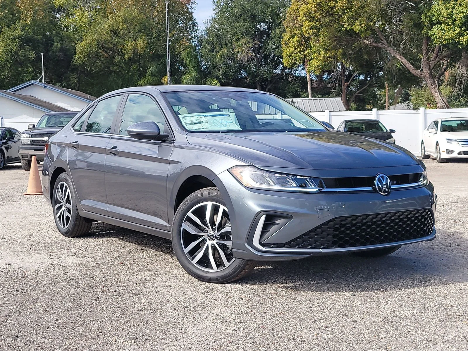 New 2026 Platinum Gray Metallic Volkswagen 1.5T SE image 33