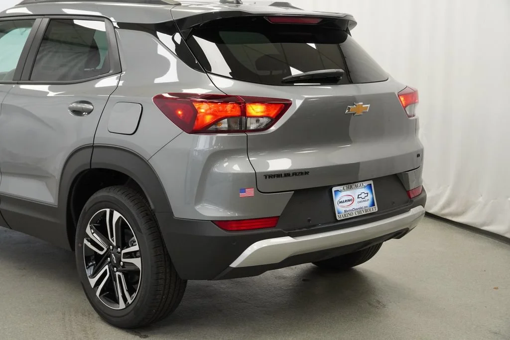 New 2026 Sterling Gray Metallic Chevrolet LT image 36