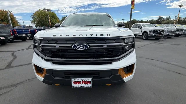 New 2027 Star White Metallic Tri-Coat Ford Tremor® image 43