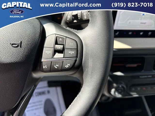 Used 2025 White Ford Lariat image 22