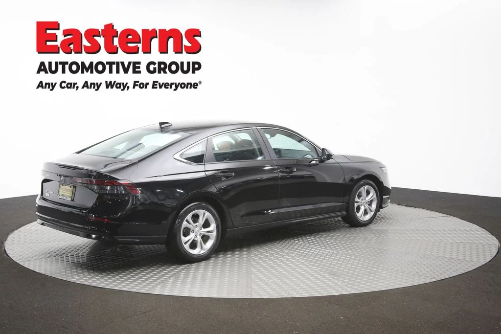 Used 2025 Black Honda LX image 40