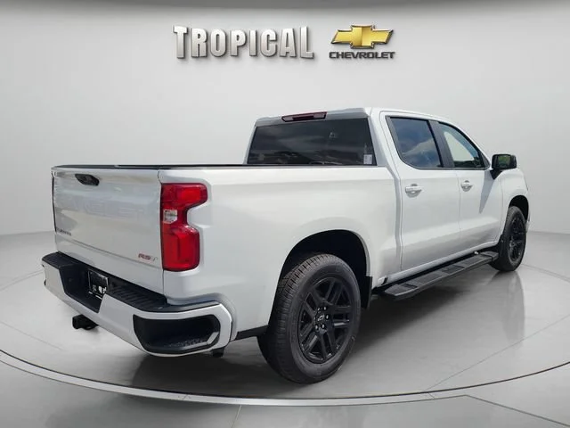 New 2026 Summit White Chevrolet RST image 5