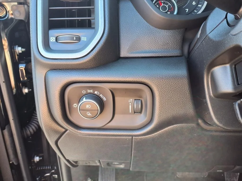 2026 RAM 2500 Tradesman - Photo 13