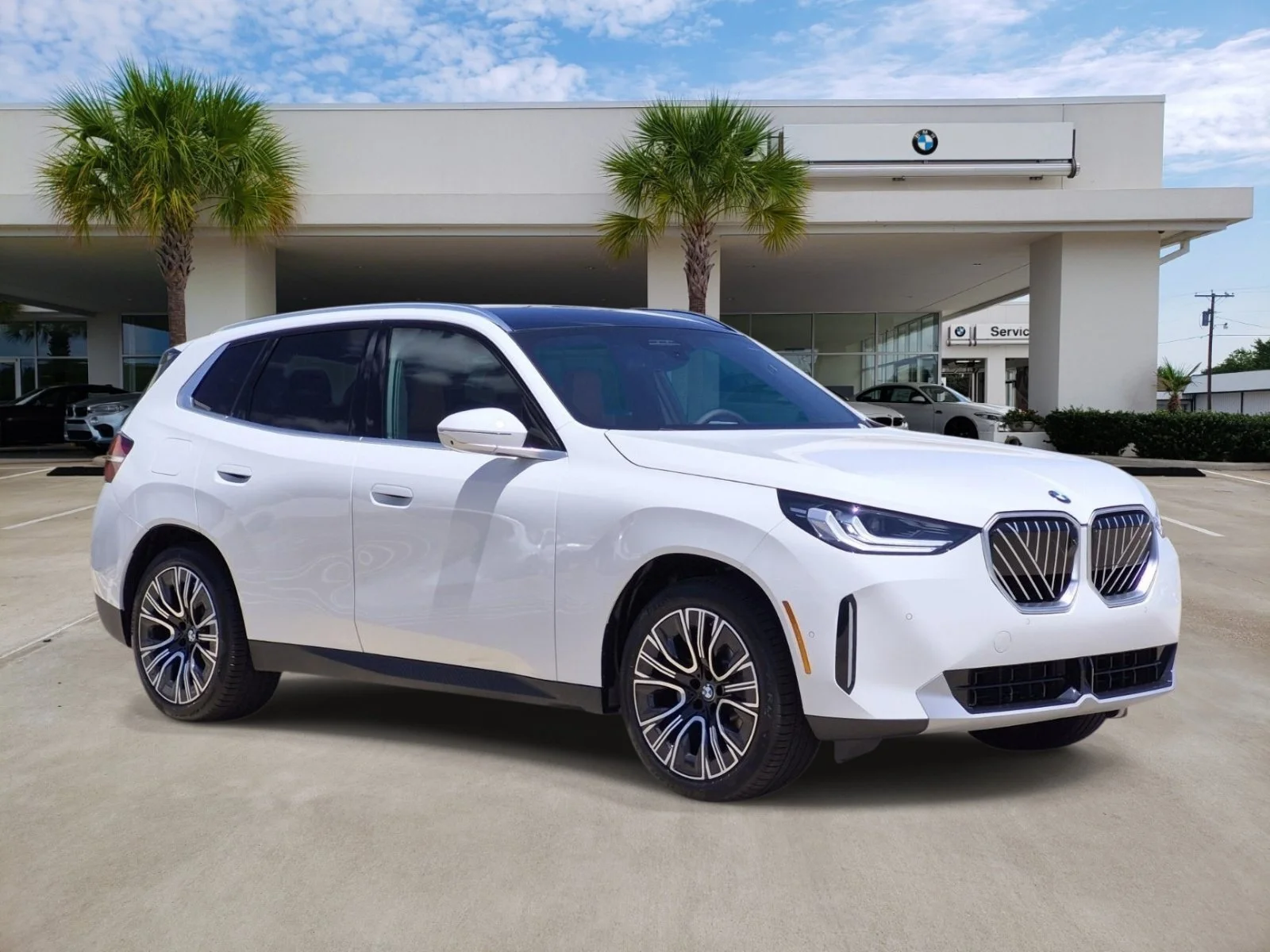 New 2026 Alpine White BMW 30 xDrive image 3