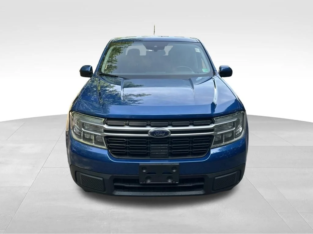 Used 2023 Blue Ford Lariat image 9