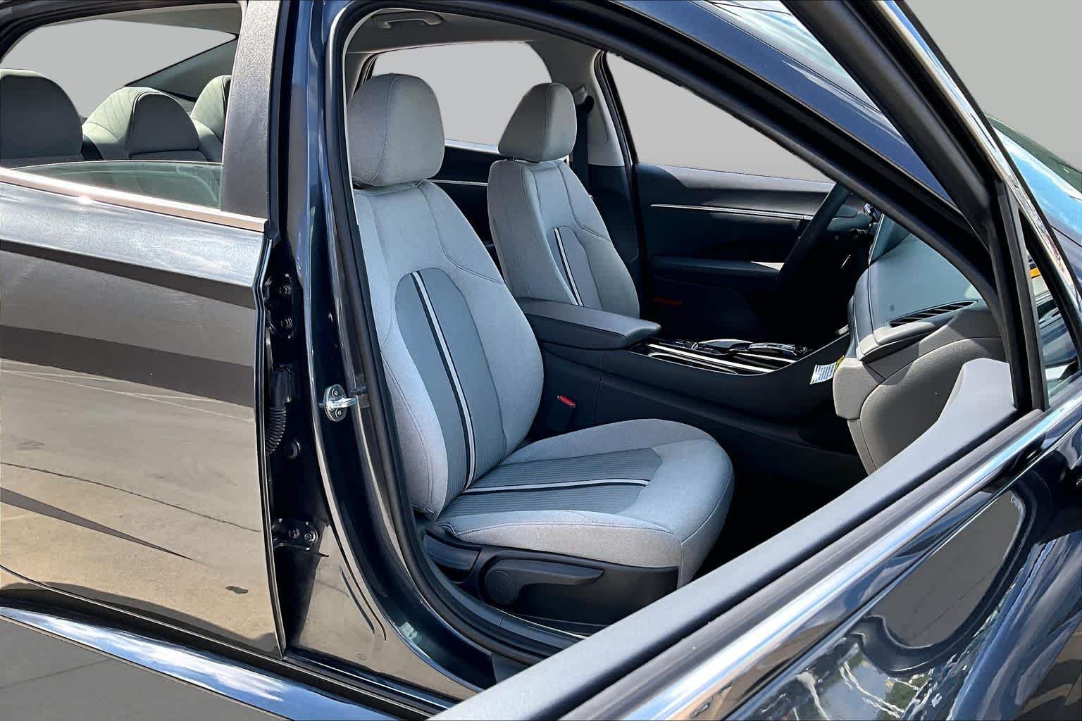 Used 2020 Portofino Gray Hyundai SEL image 9