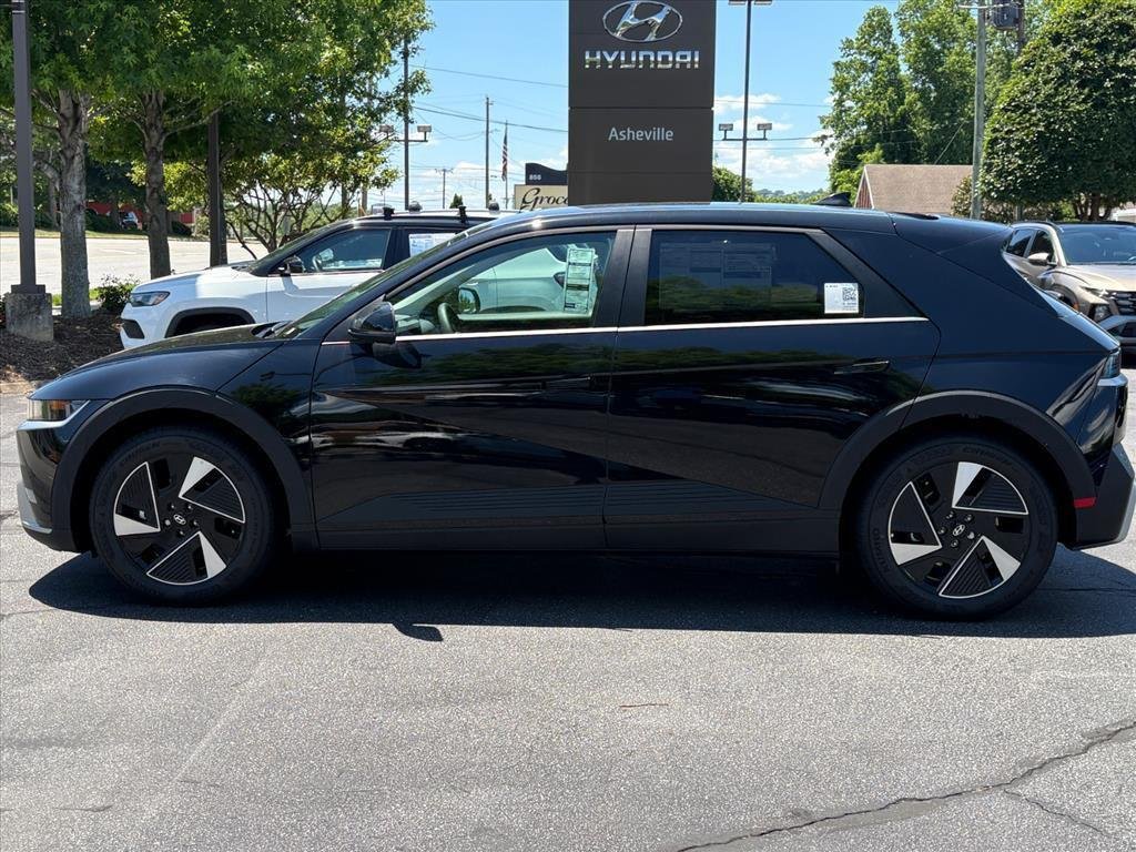 New 2026 Abyss Black A2b Hyundai SE image 47