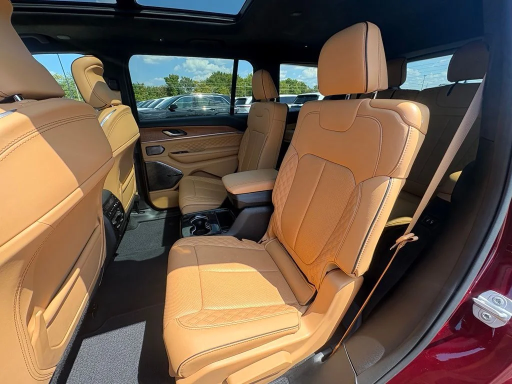 Used 2024 Red Jeep Summit image 26
