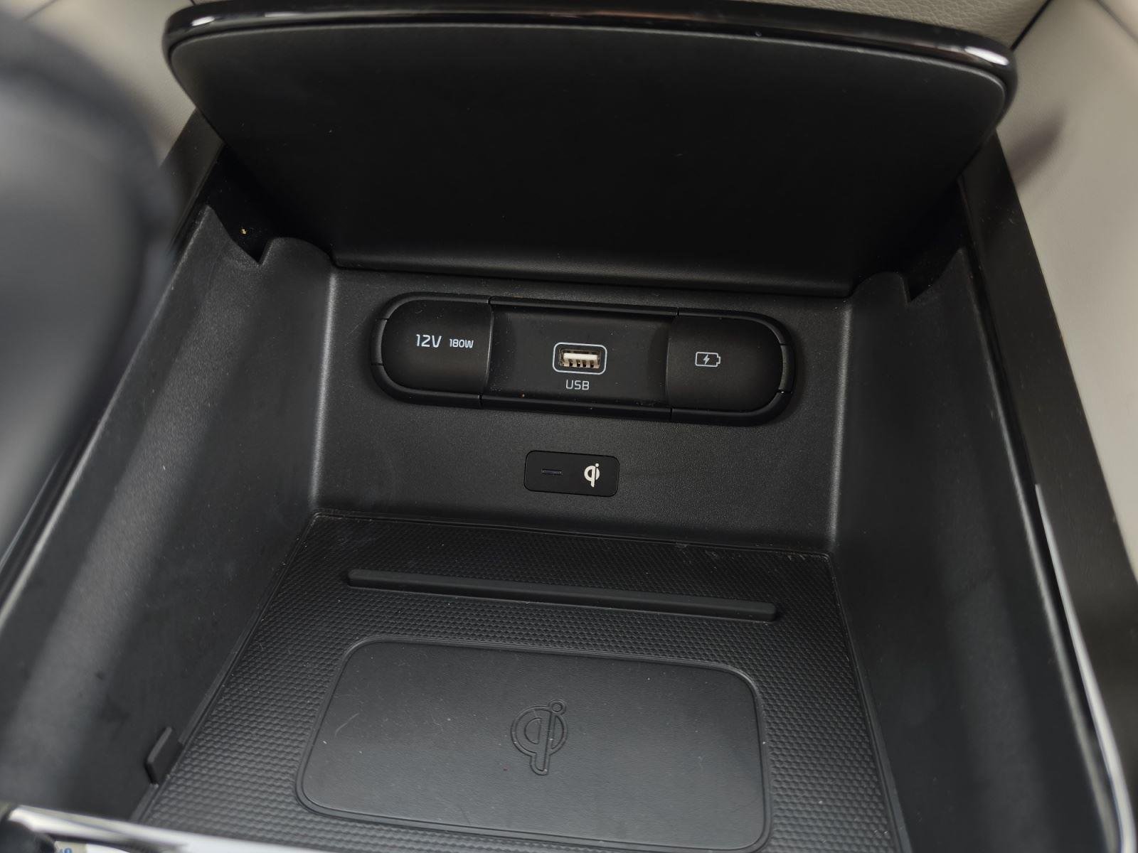 Used 2021 Glacial White Pearl Kia SX image 24