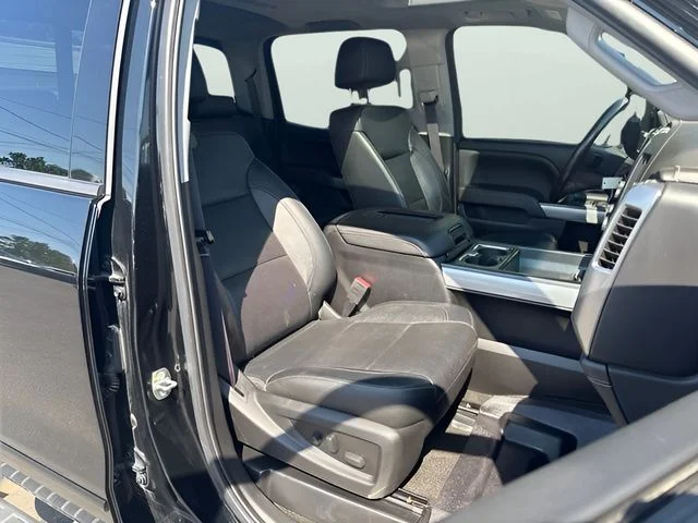 Used 2017 Black Chevrolet LTZ image 15