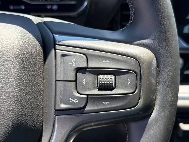 Used 2025 Black Chevrolet High Country image 25