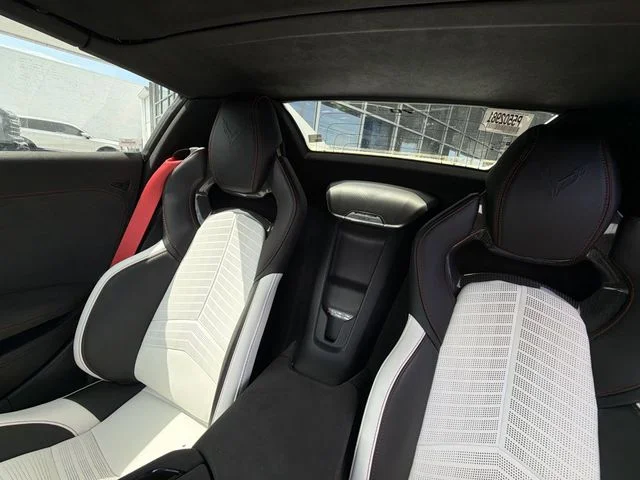 Used 2023 White Chevrolet Stingray image 13