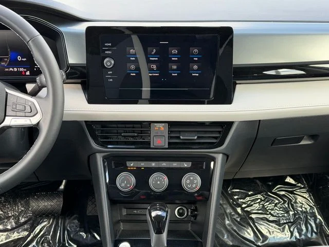 New 2026 White Volkswagen 1.5T S image 10