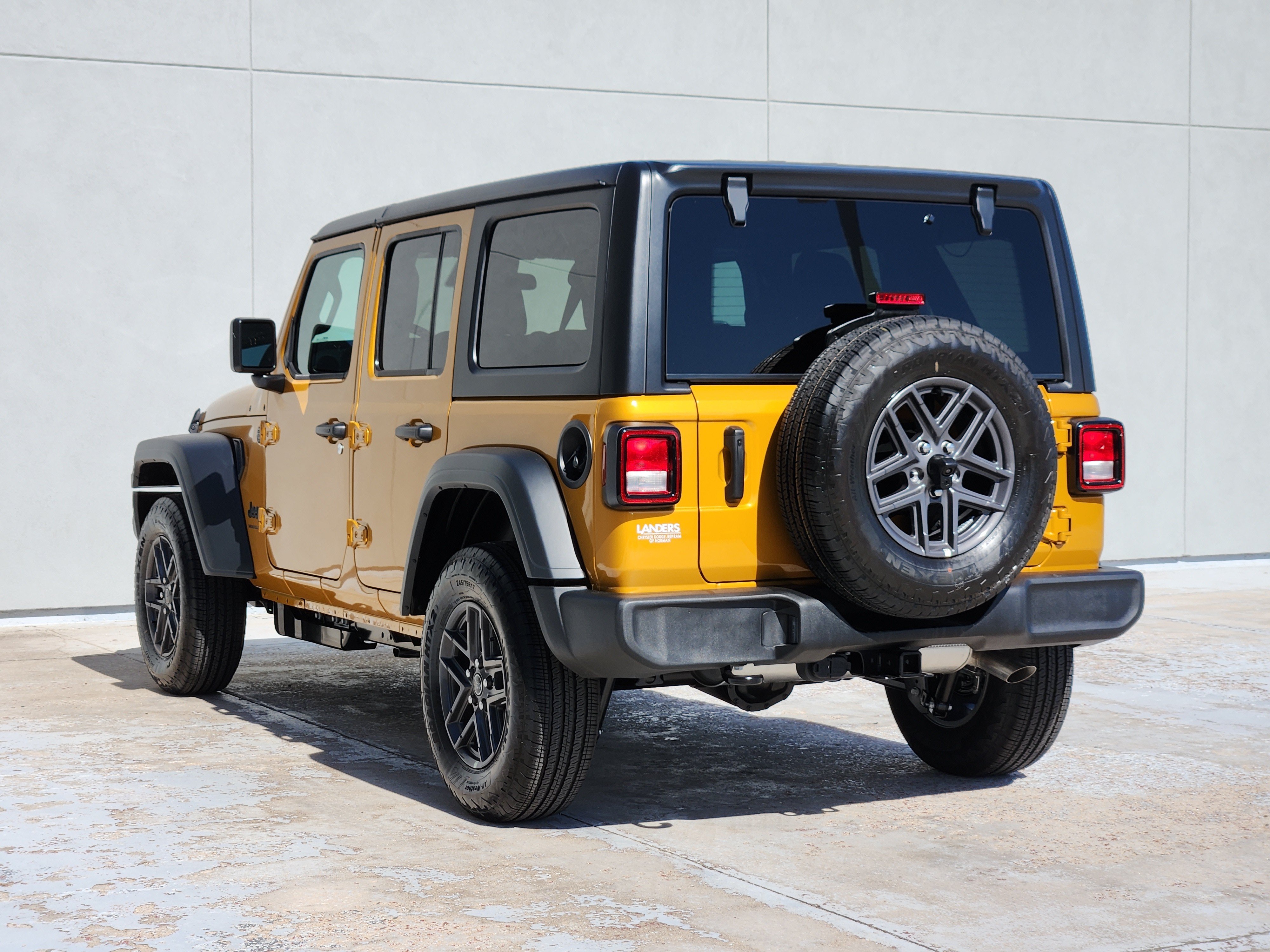 New 2026 Goldilocks Jeep Sport S image 3
