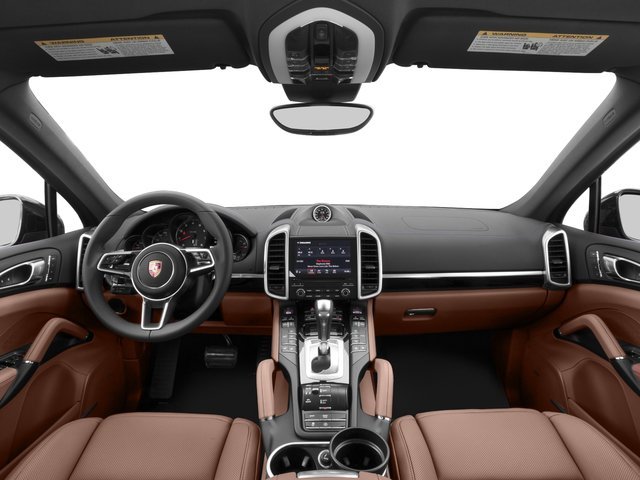 Used 2017  Porsche  image 9