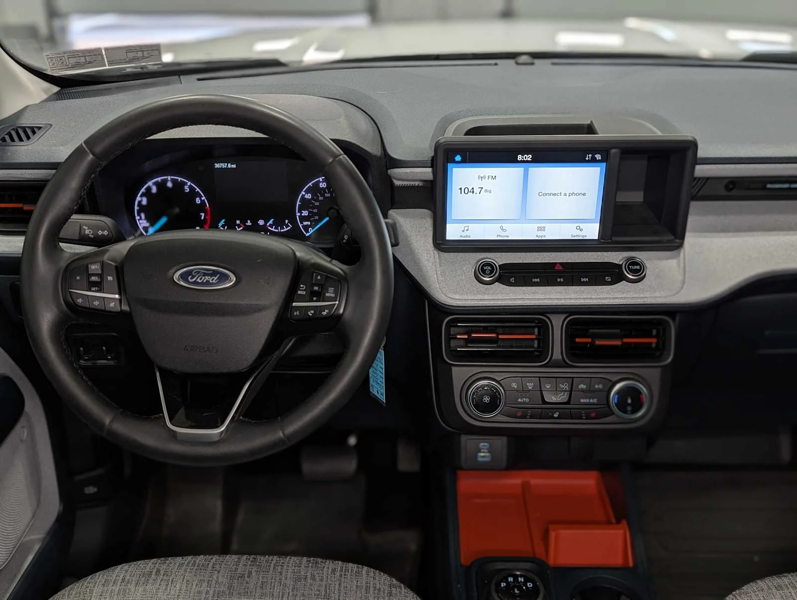 Used 2023 Oxford White Ford XLT image 6