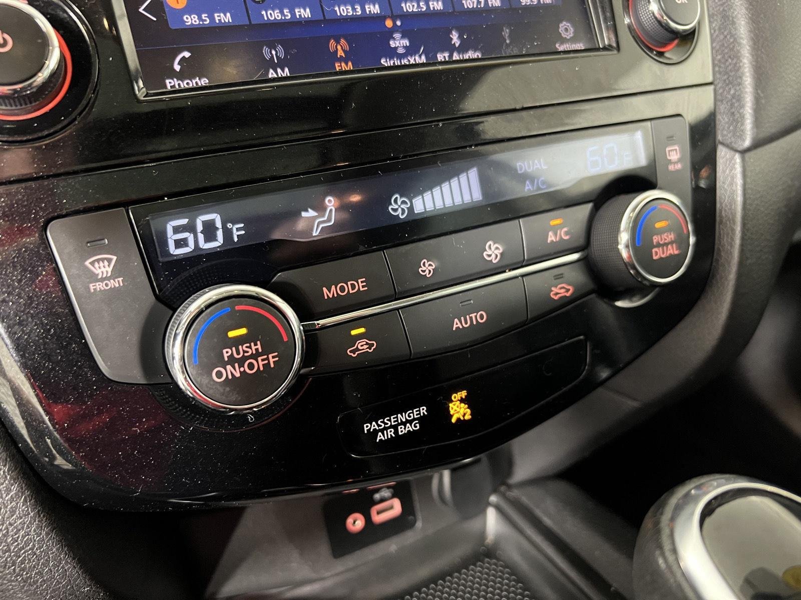 Used 2018 Black Nissan  image 19