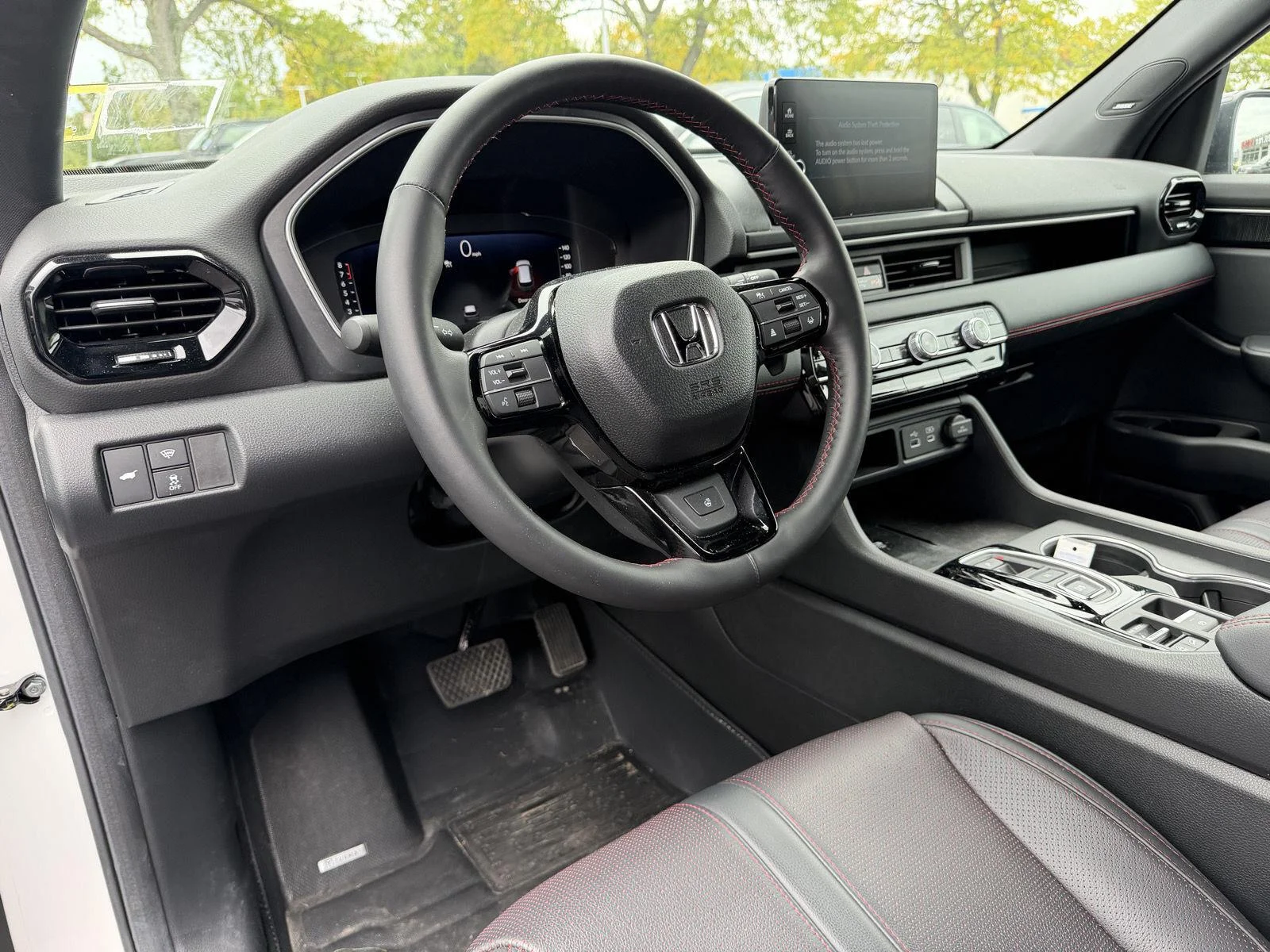 Used 2025 Platinum White Pearl Honda Black Edition image 10