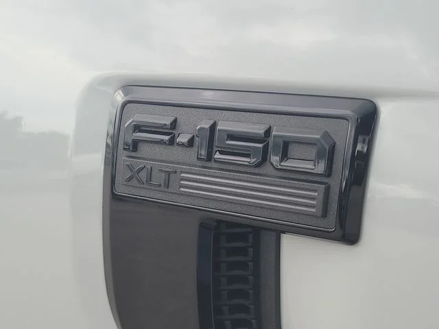 New 2026 Avalanche Ford XLT image 9