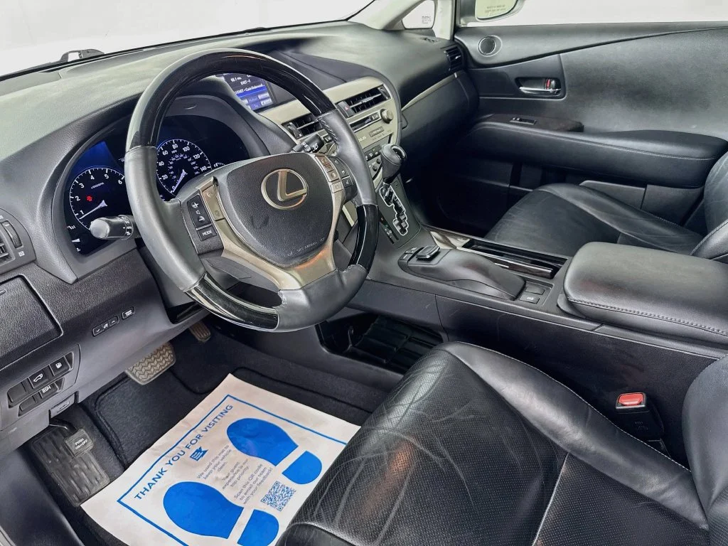Used 2015 Silver Lexus 350 image 10