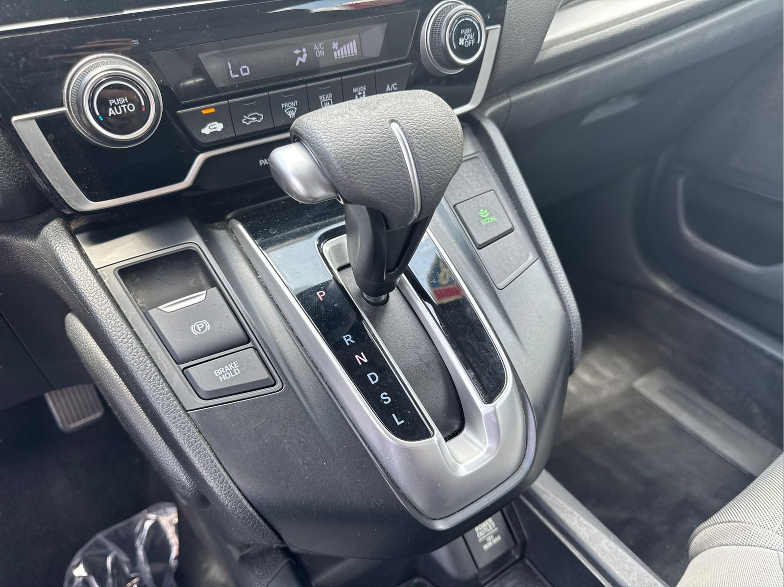 Used 2018  Honda LX image 25