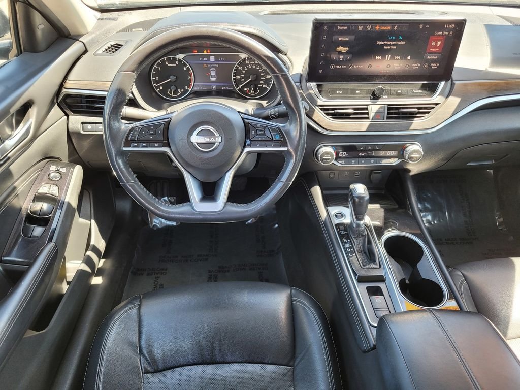 Used 2023 Black Nissan 2.5 SL image 12